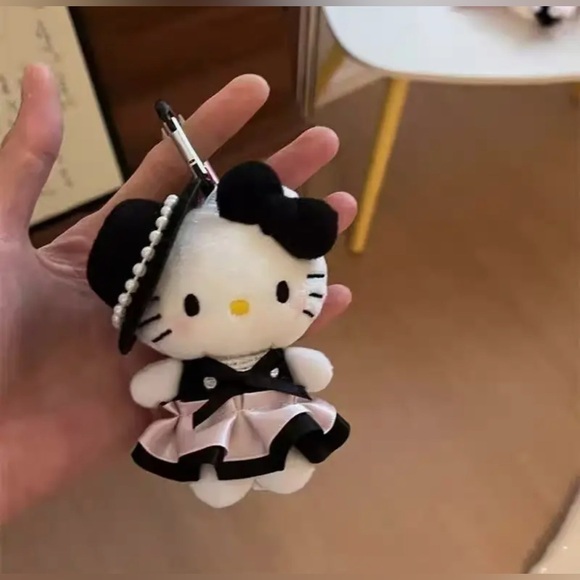 Accessories - Sanrio Hello Kitty Aristocat Keychain / Bag Charm
